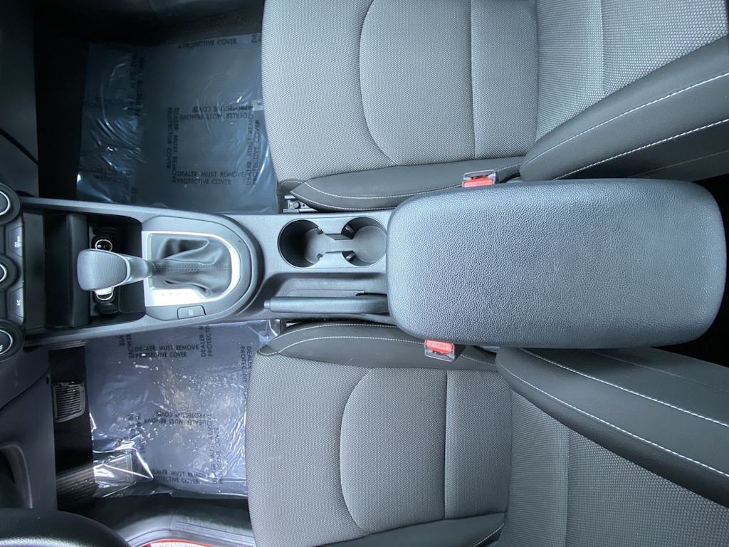 Thumbnail: 2023 Kia Forte - 23