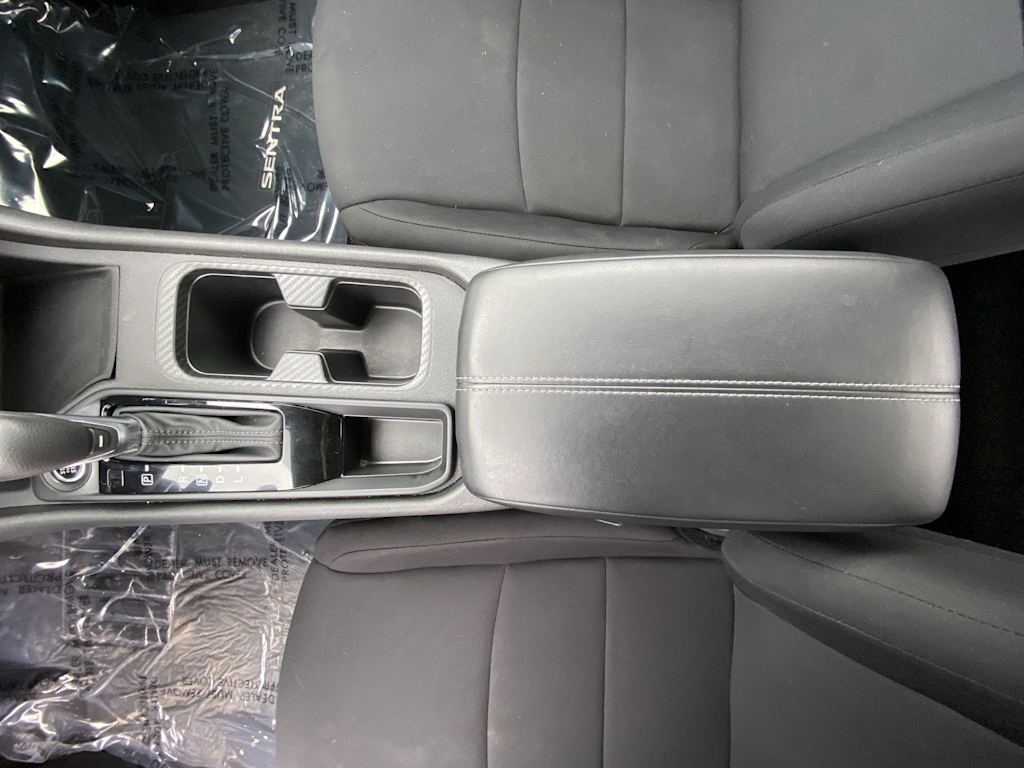 Thumbnail: 2024 Nissan Sentra - 26
