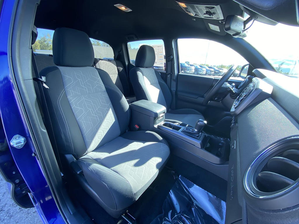 Thumbnail: 2023 Toyota Tacoma - 10