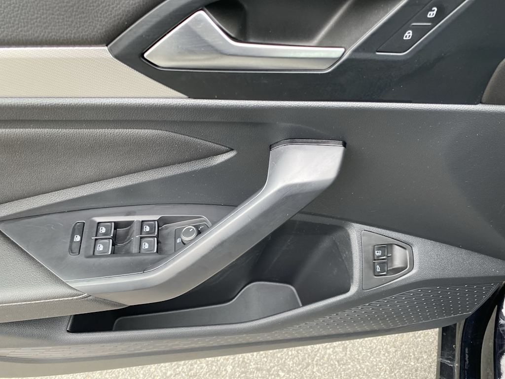 Thumbnail: 2024 Volkswagen Jetta - 21