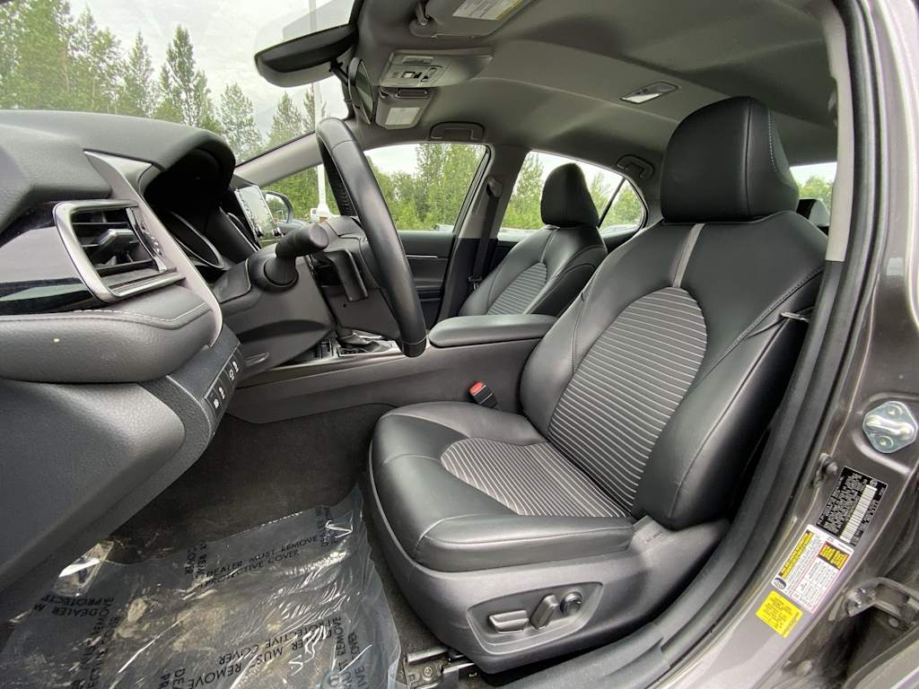 Thumbnail: 2024 Toyota Camry - 9