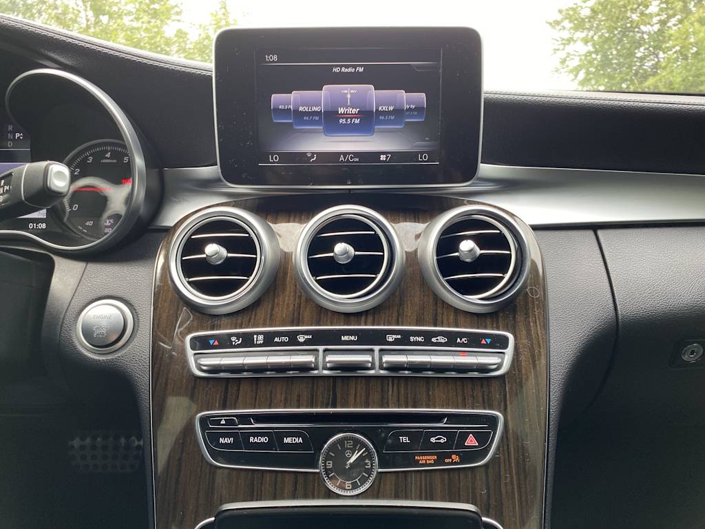 Thumbnail: 2017 Mercedes-Benz C-Class - 10