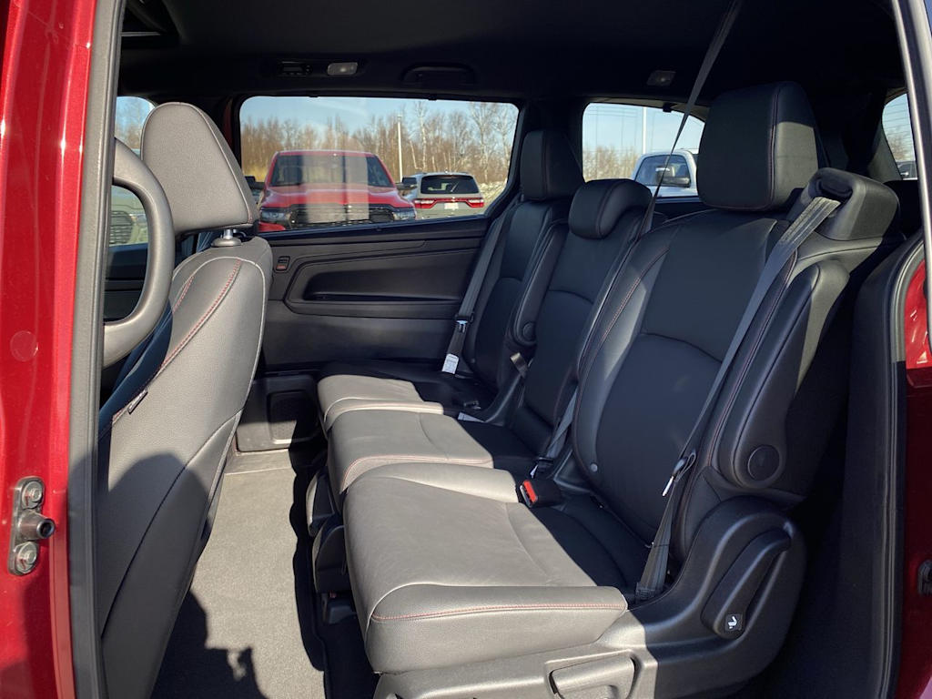 Thumbnail: 2025 Honda Odyssey - 10