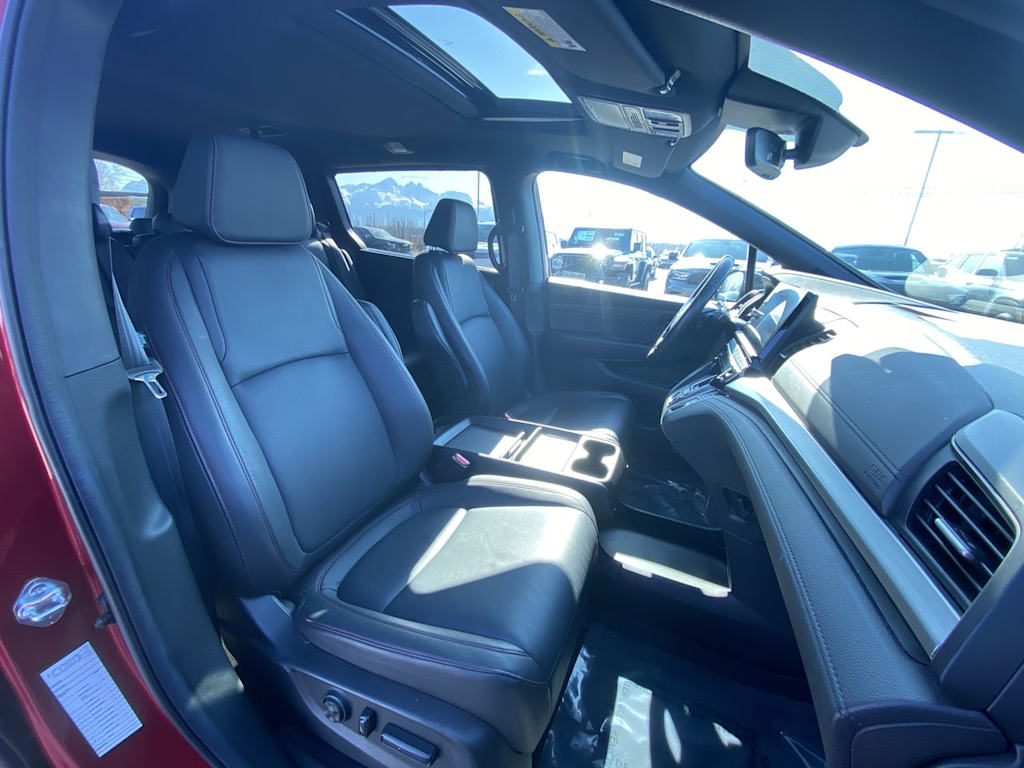Thumbnail: 2025 Honda Odyssey - 24