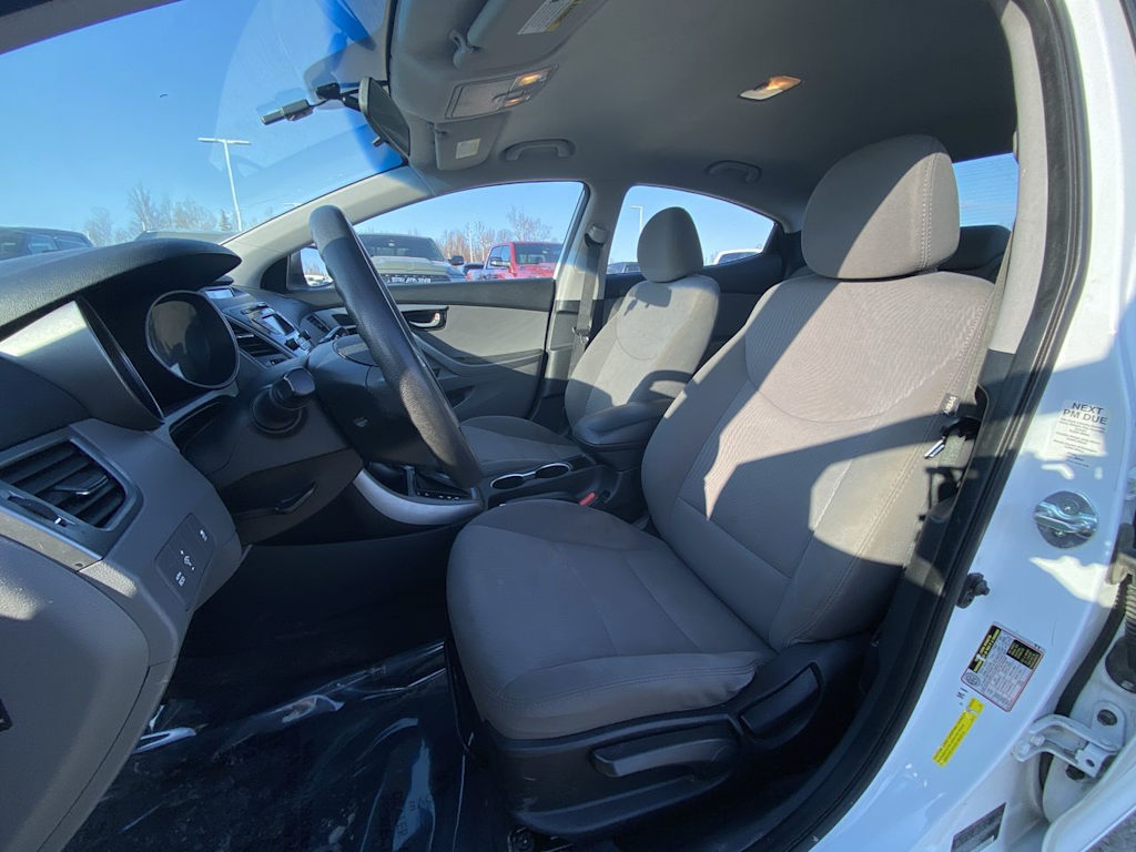 Thumbnail: 2016 Hyundai Elantra - 8