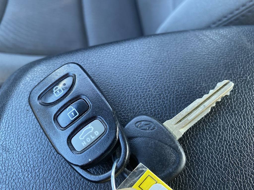 Thumbnail: 2016 Hyundai Elantra - 14