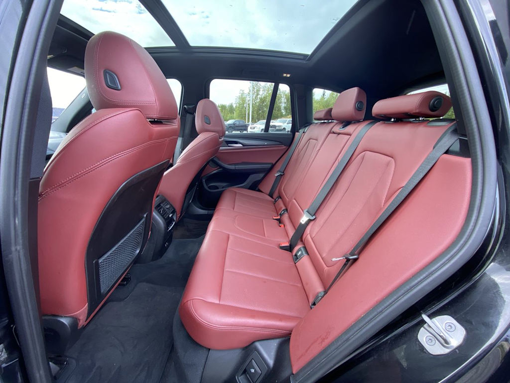 Thumbnail: 2022 BMW X3 - 10