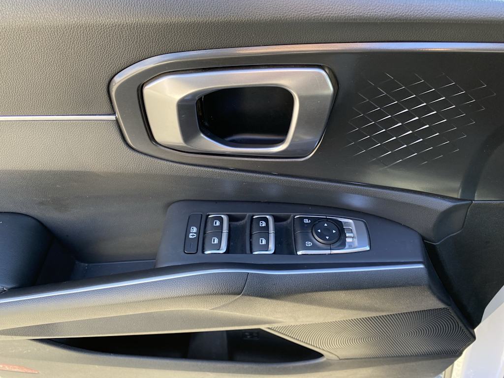 Thumbnail: 2024 Kia Sorento - 22