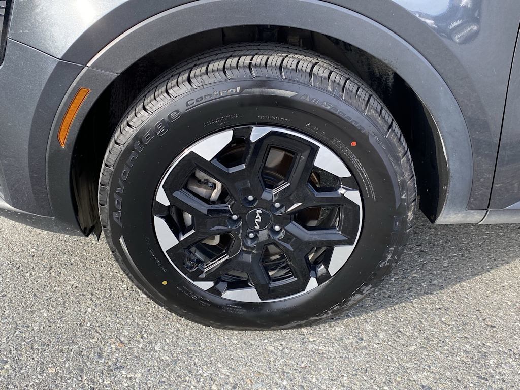 Thumbnail: 2024 Kia Sorento - 7