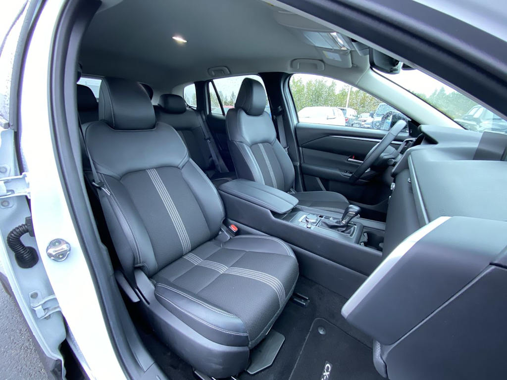 Thumbnail: 2025 Mazda CX-50 - 9