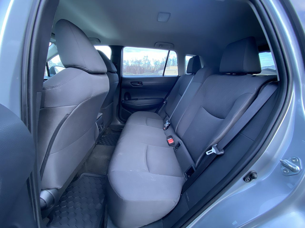 2022 Toyota Corolla Cross LE 9