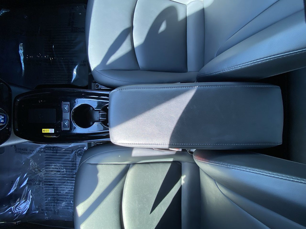 Thumbnail: 2022 Toyota Prius - 23