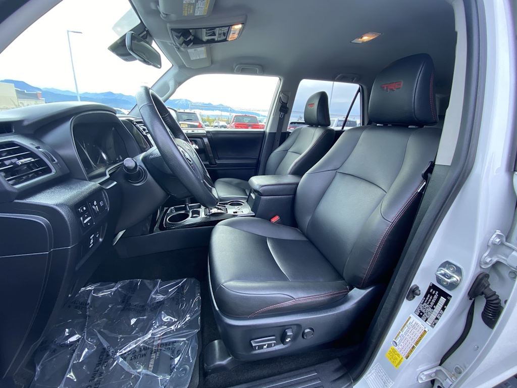 Thumbnail: 2024 Toyota 4Runner - 8