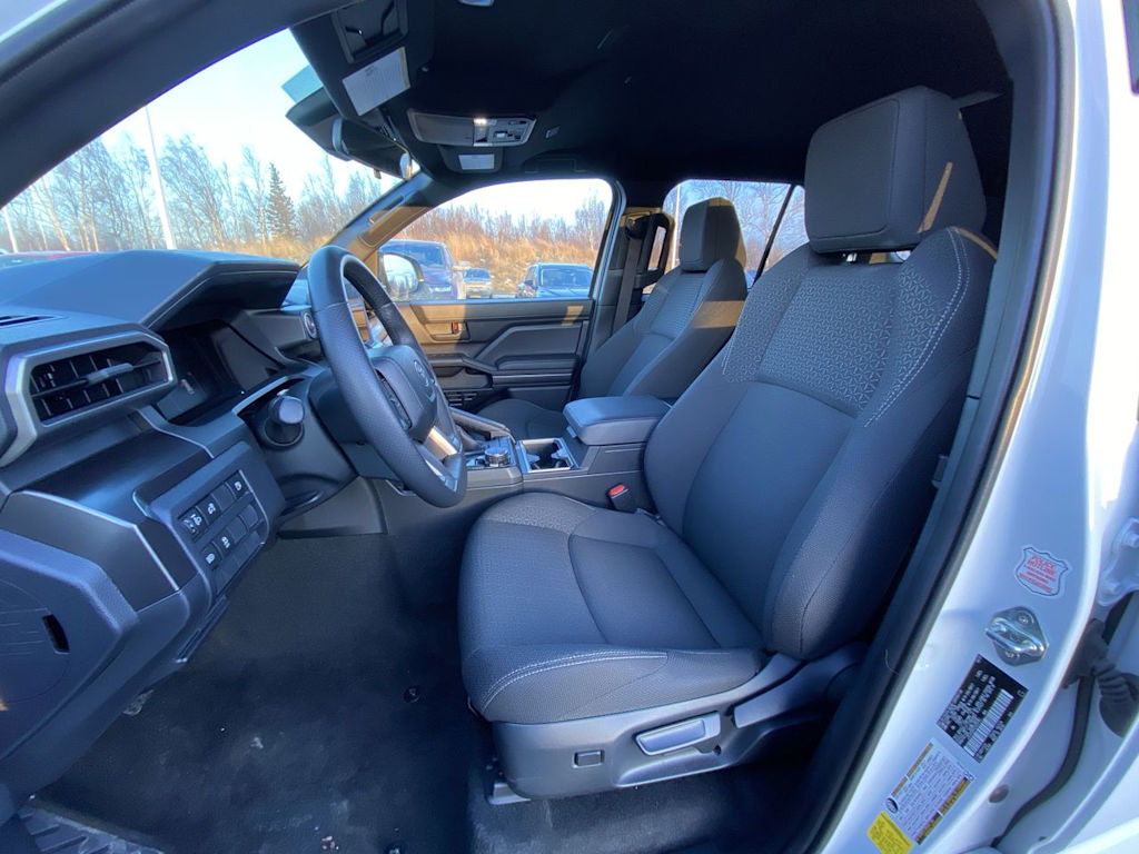 Thumbnail: 2025 Toyota 4Runner - 8