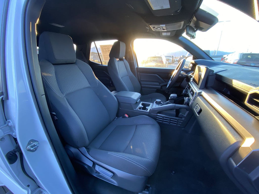 Thumbnail: 2025 Toyota 4Runner - 31