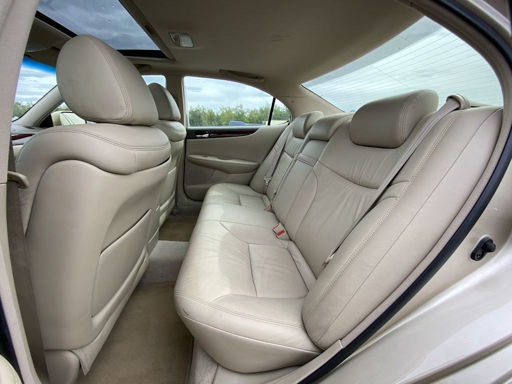 Thumbnail: 2004 Lexus ES - 8