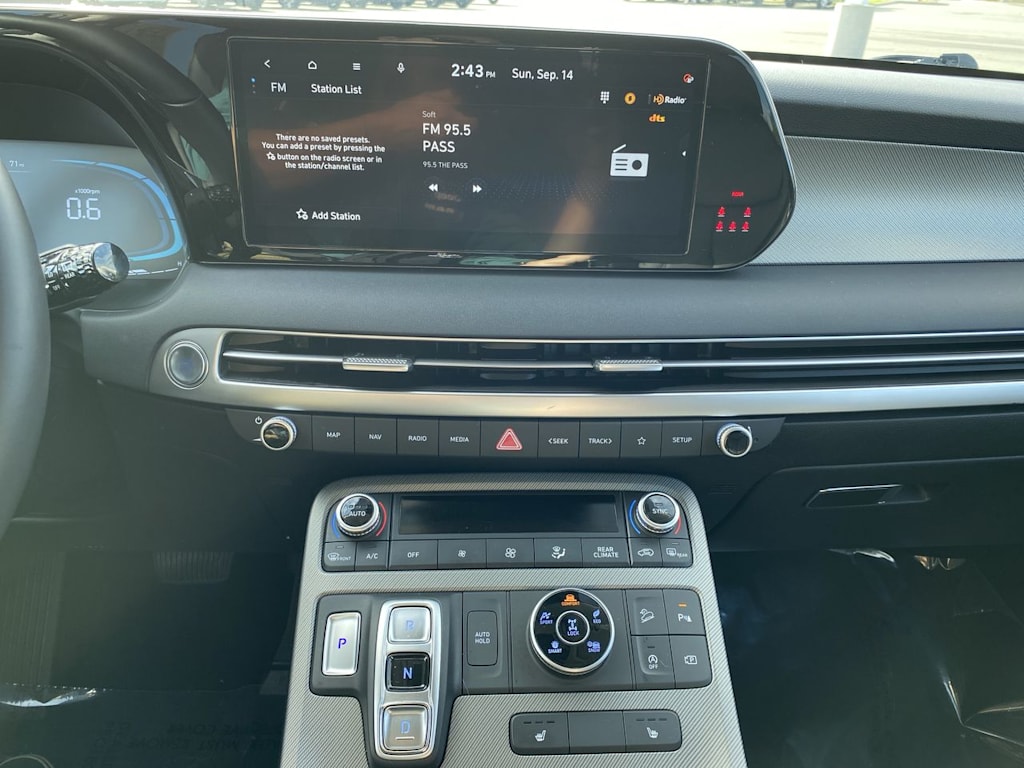 Thumbnail: 2025 Hyundai Palisade - 10