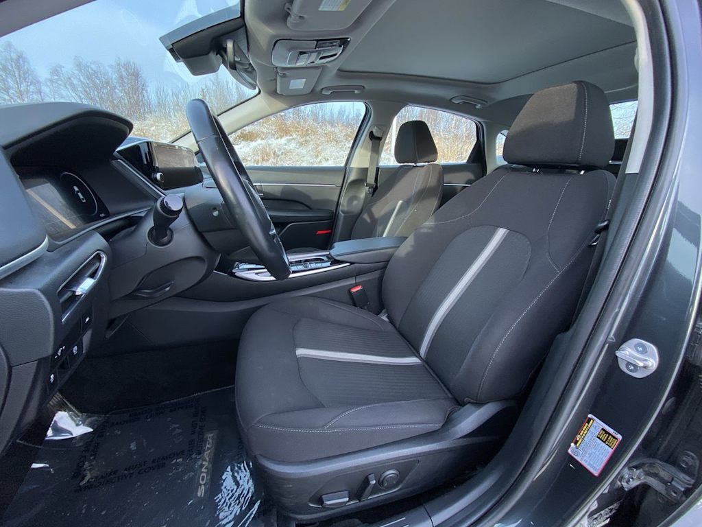 Thumbnail: 2023 Hyundai Sonata - 8