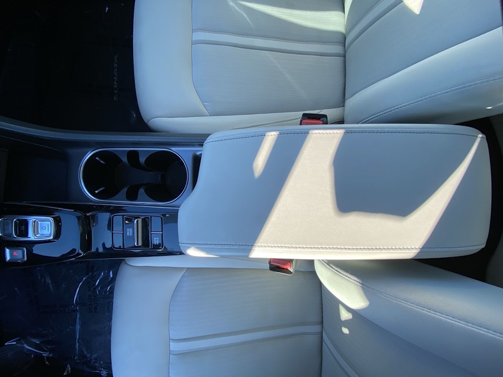 Thumbnail: 2023 Hyundai Sonata - 9