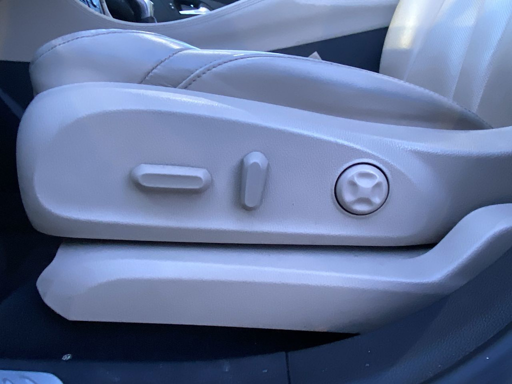 Thumbnail: 2016 Buick Envision - 27