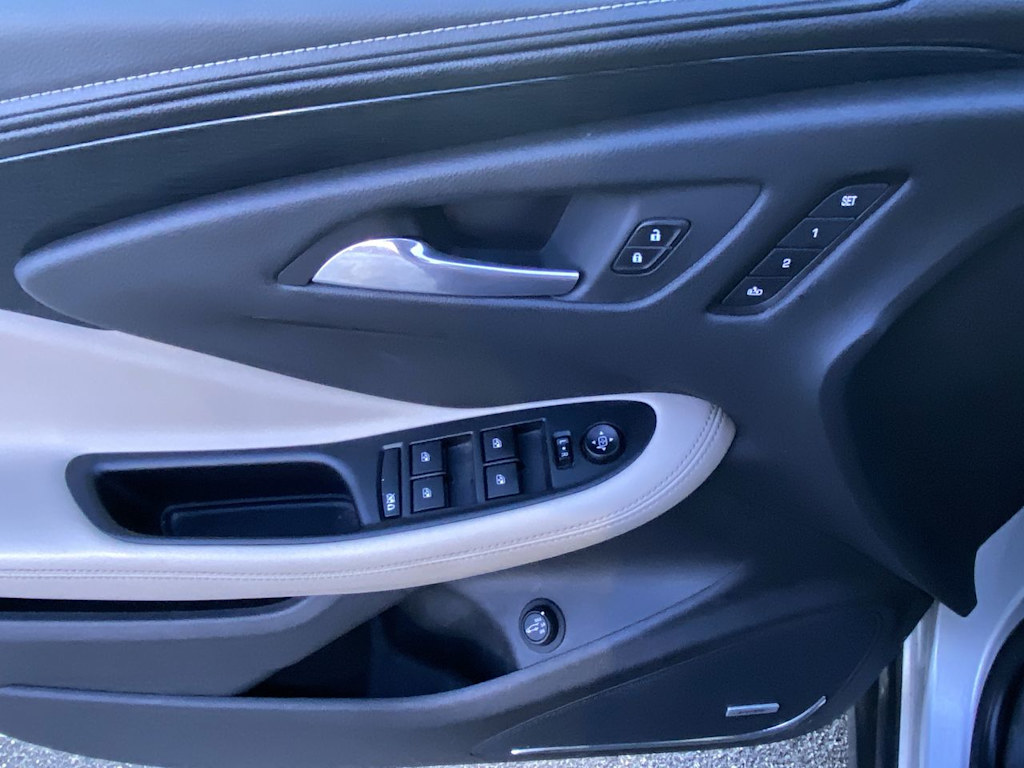 Thumbnail: 2016 Buick Envision - 28