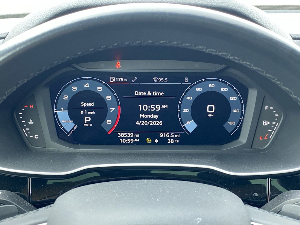 Thumbnail: 2024 Audi Q3 - 12