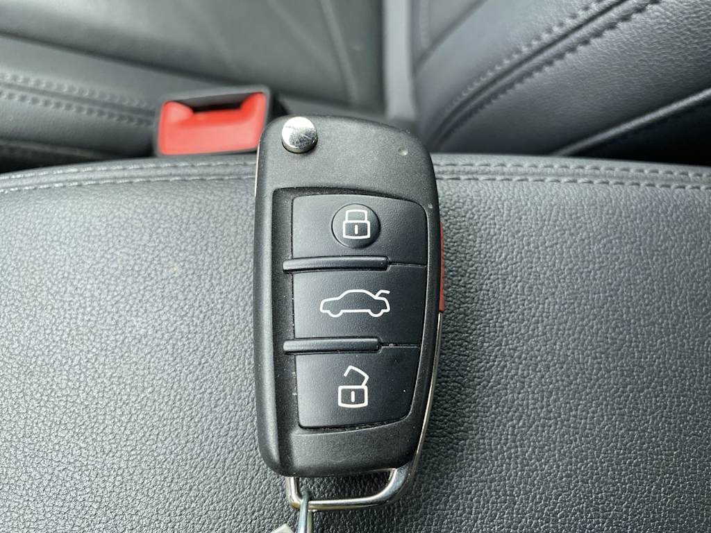 Thumbnail: 2024 Audi Q3 - 14