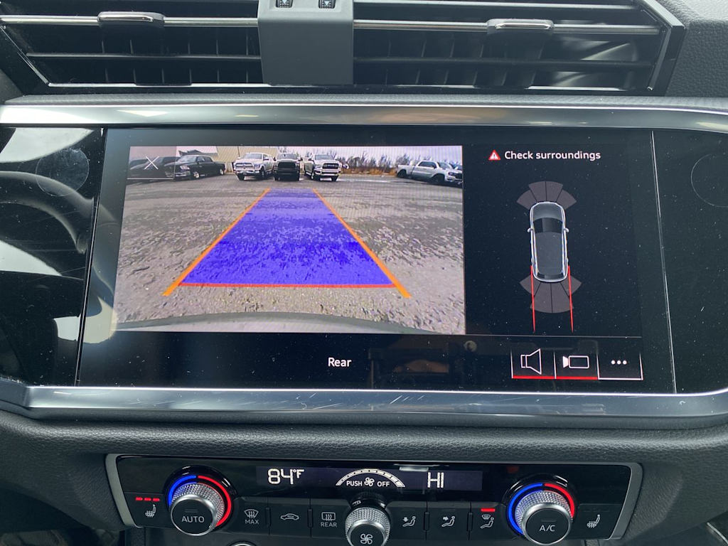 Thumbnail: 2024 Audi Q3 - 19