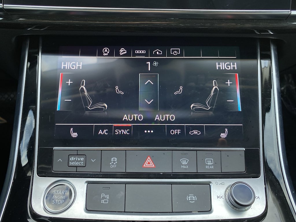 Thumbnail: 2023 Audi Q7 - 20