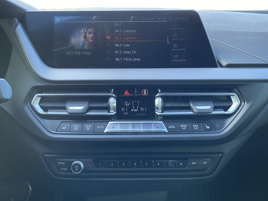 Thumbnail: 2022 BMW 2 Series - 11