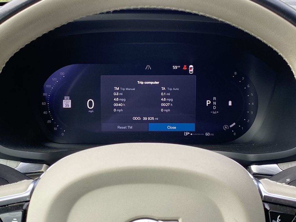 Thumbnail: 2025 Volvo V60 - 14