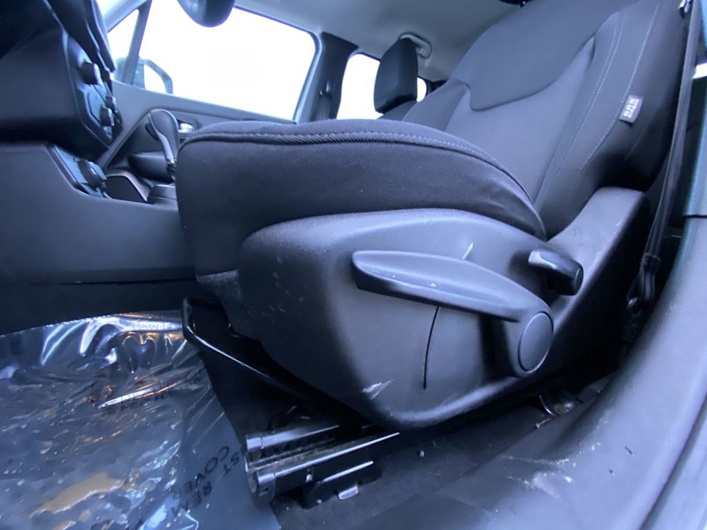 Thumbnail: 2023 Jeep Renegade - 9