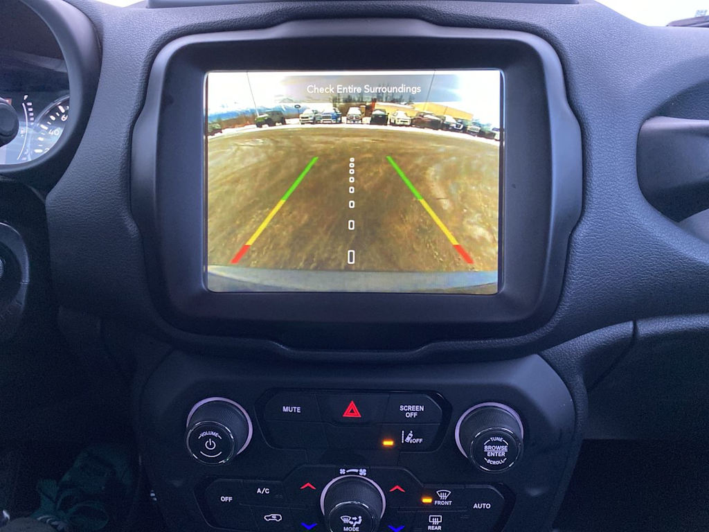 Thumbnail: 2023 Jeep Renegade - 20