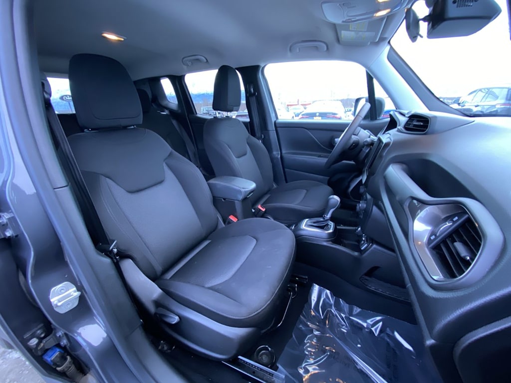 Thumbnail: 2023 Jeep Renegade - 24