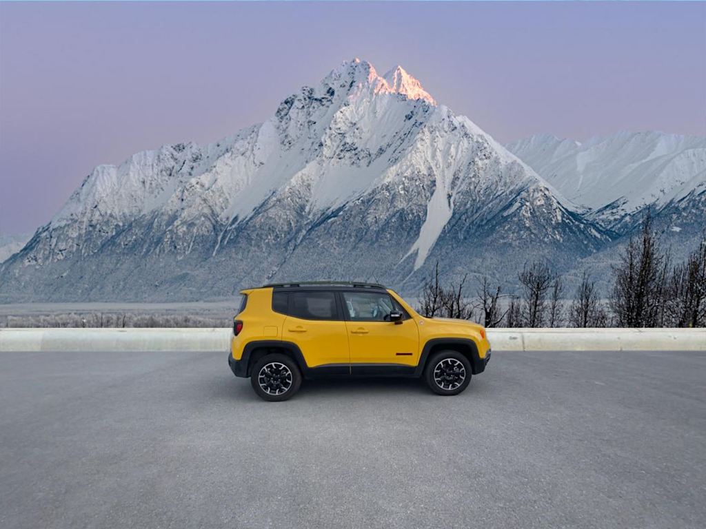 Thumbnail: 2023 Jeep Renegade - 5