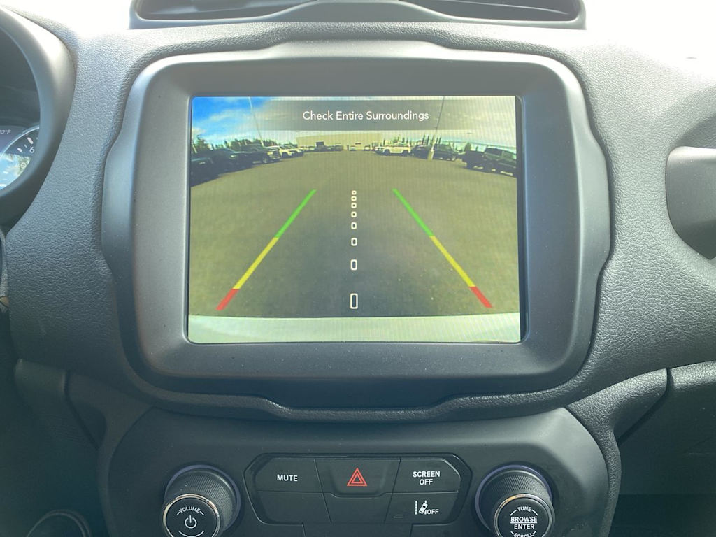 Thumbnail: 2023 Jeep Renegade - 23