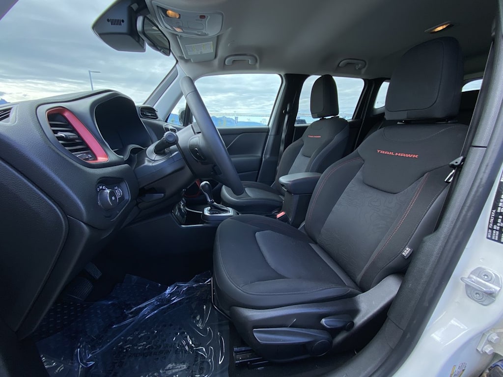 Thumbnail: 2023 Jeep Renegade - 8
