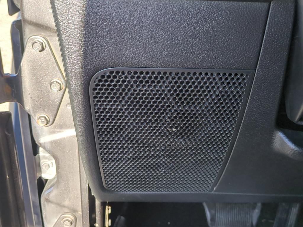 Thumbnail: 2017 Jeep Wrangler - 24