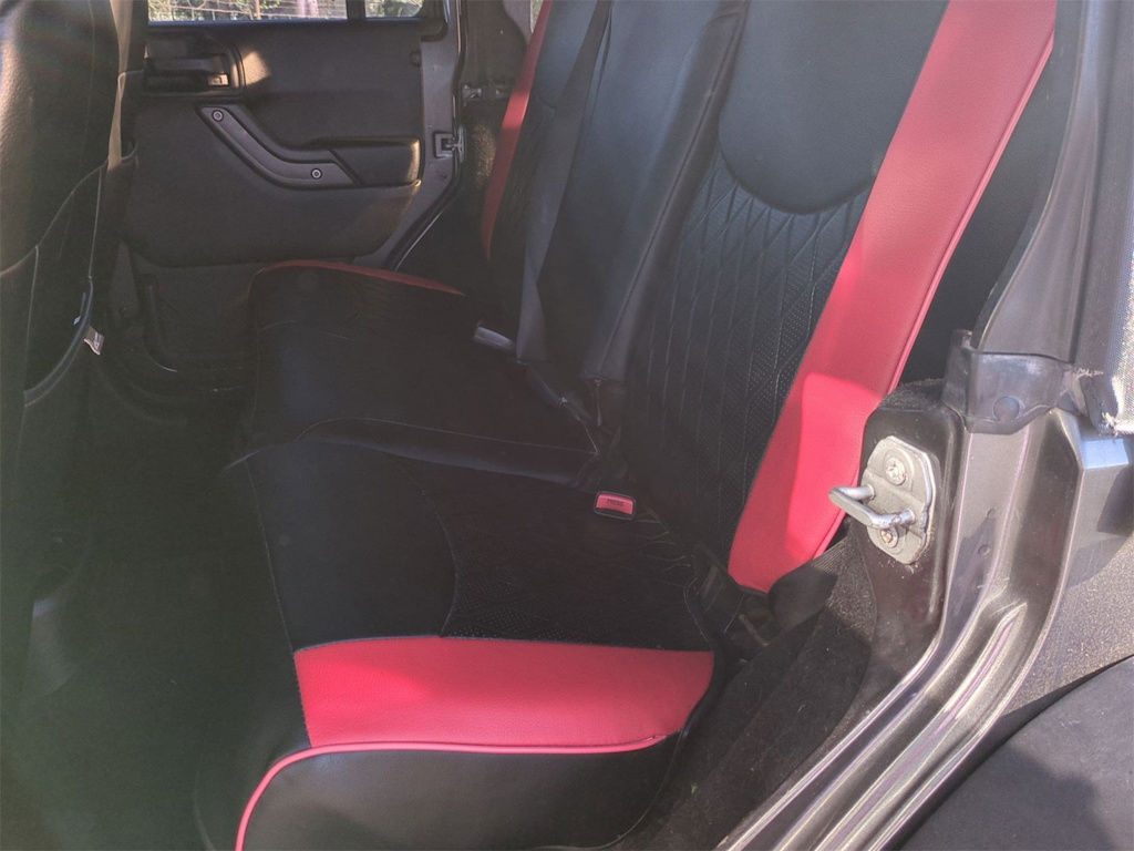 Thumbnail: 2017 Jeep Wrangler - 27