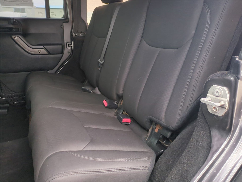 Thumbnail: 2017 Jeep Wrangler - 10