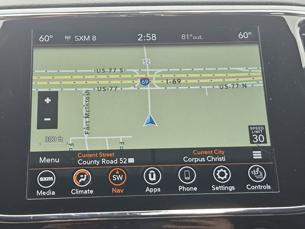 Thumbnail: 2022 Jeep Grand Cherokee - 25