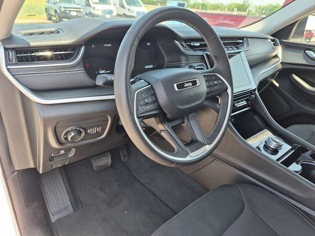 Thumbnail: 2023 Jeep Grand Cherokee - 2