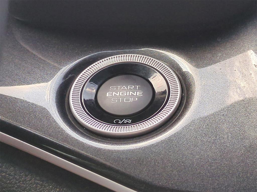 Thumbnail: 2023 Jeep Grand Cherokee - 25