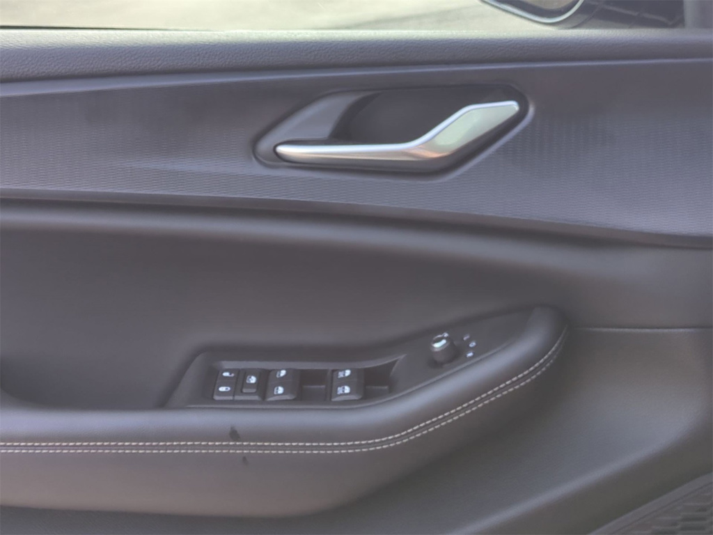 Thumbnail: 2023 Jeep Grand Cherokee - 30