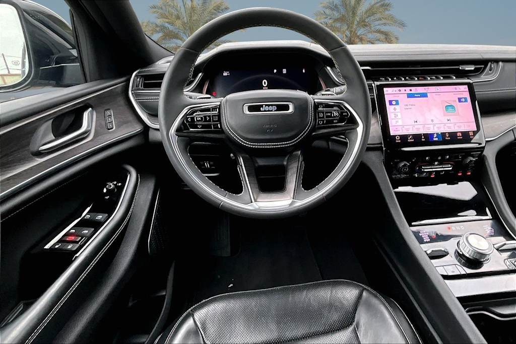 Thumbnail: 2023 Jeep Grand Cherokee - 13