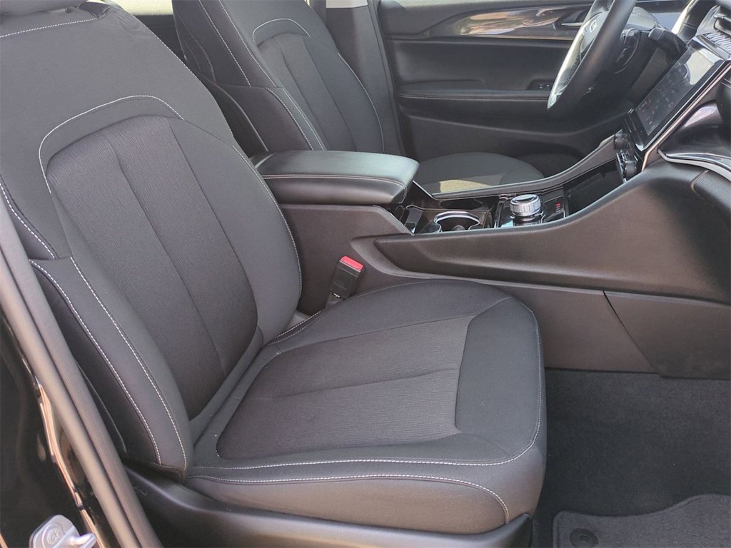 Thumbnail: 2022 Jeep Grand Cherokee L - 11