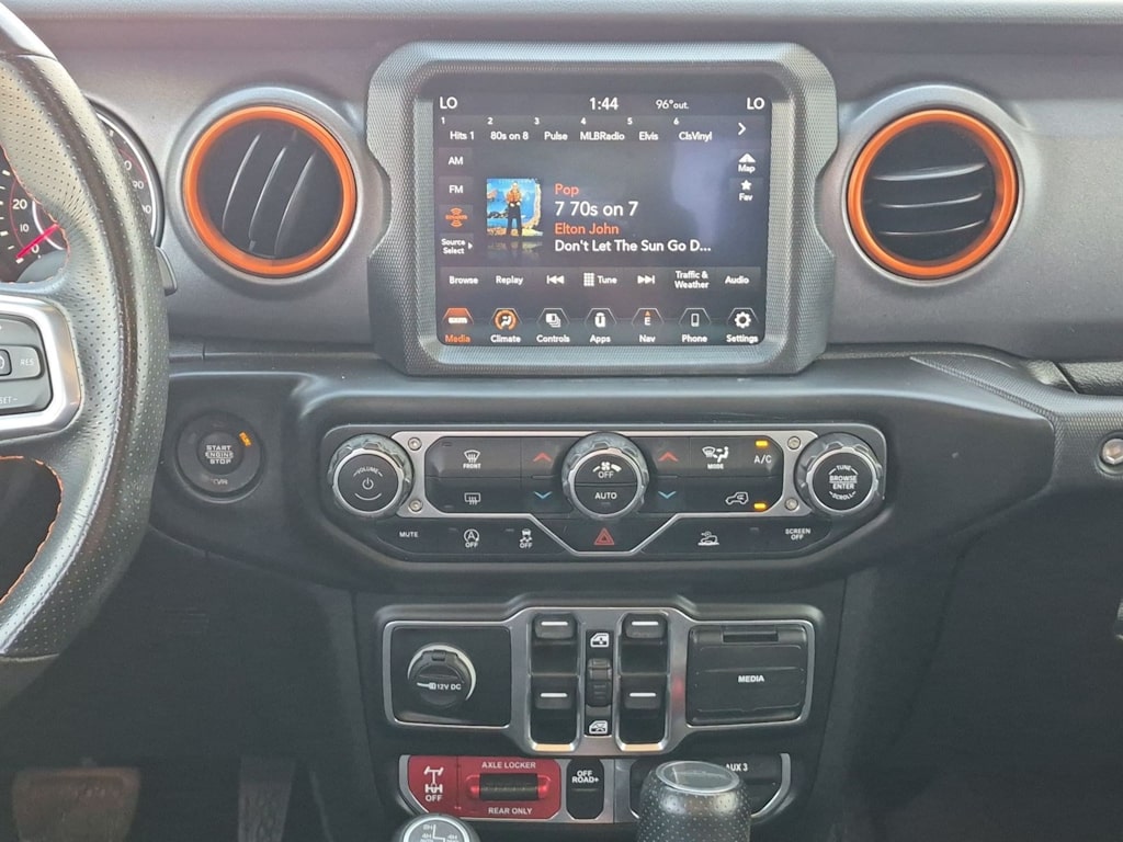 Thumbnail: 2021 Jeep Gladiator - 14