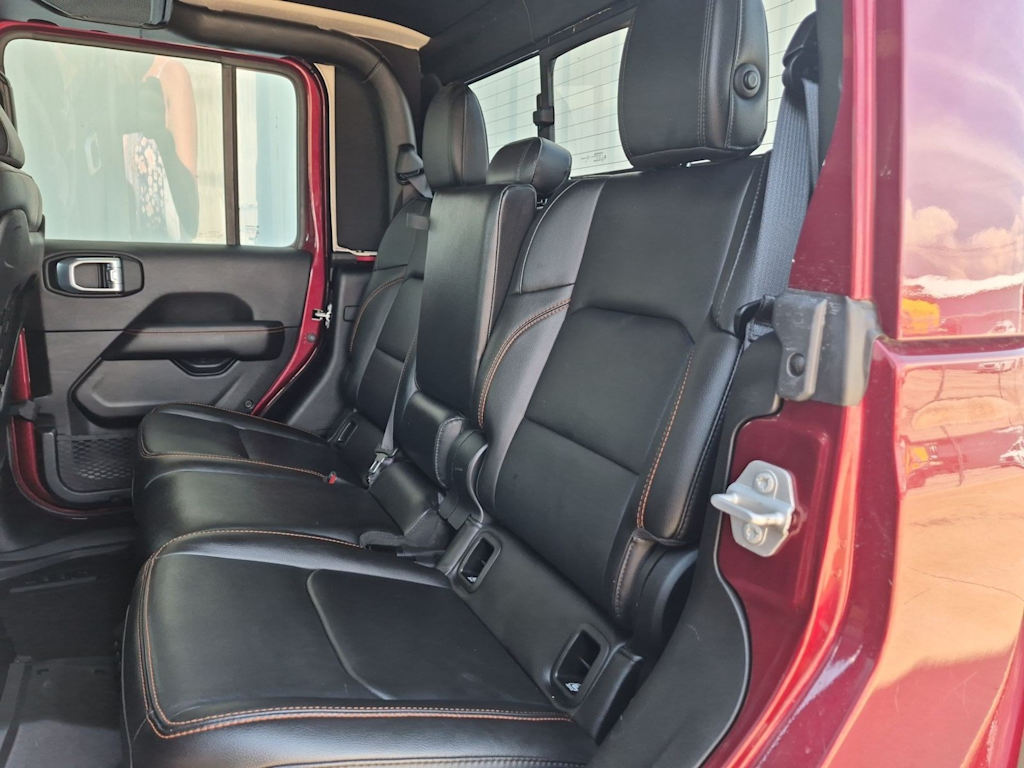 Thumbnail: 2021 Jeep Gladiator - 12