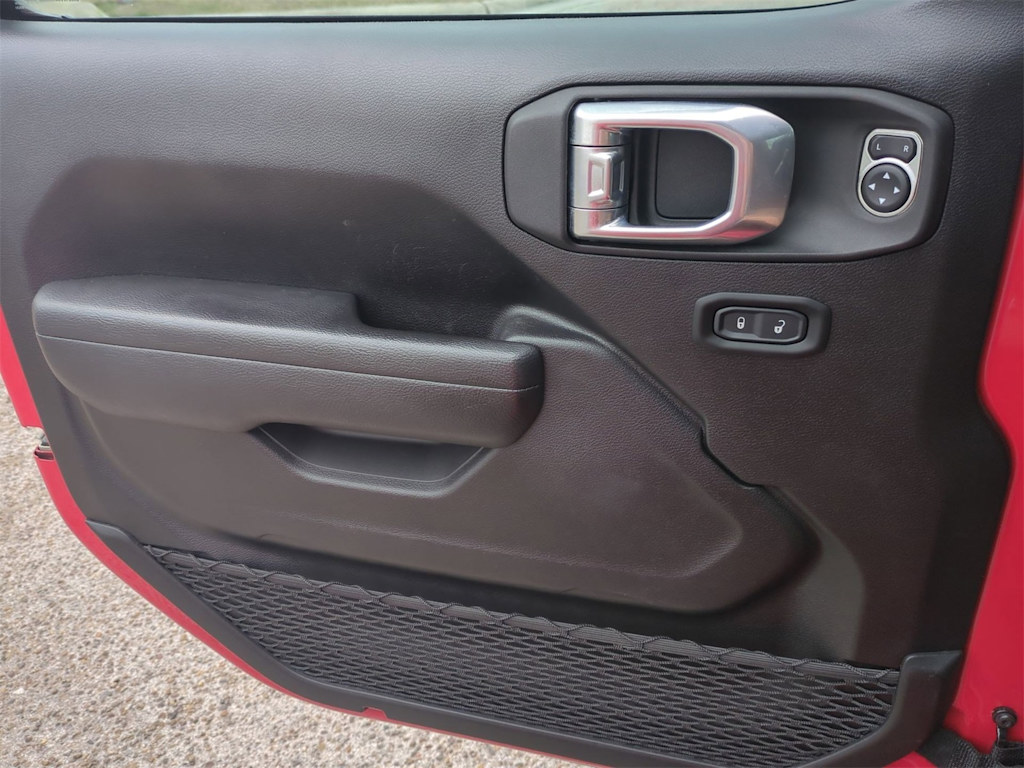 Thumbnail: 2022 Jeep Gladiator - 30