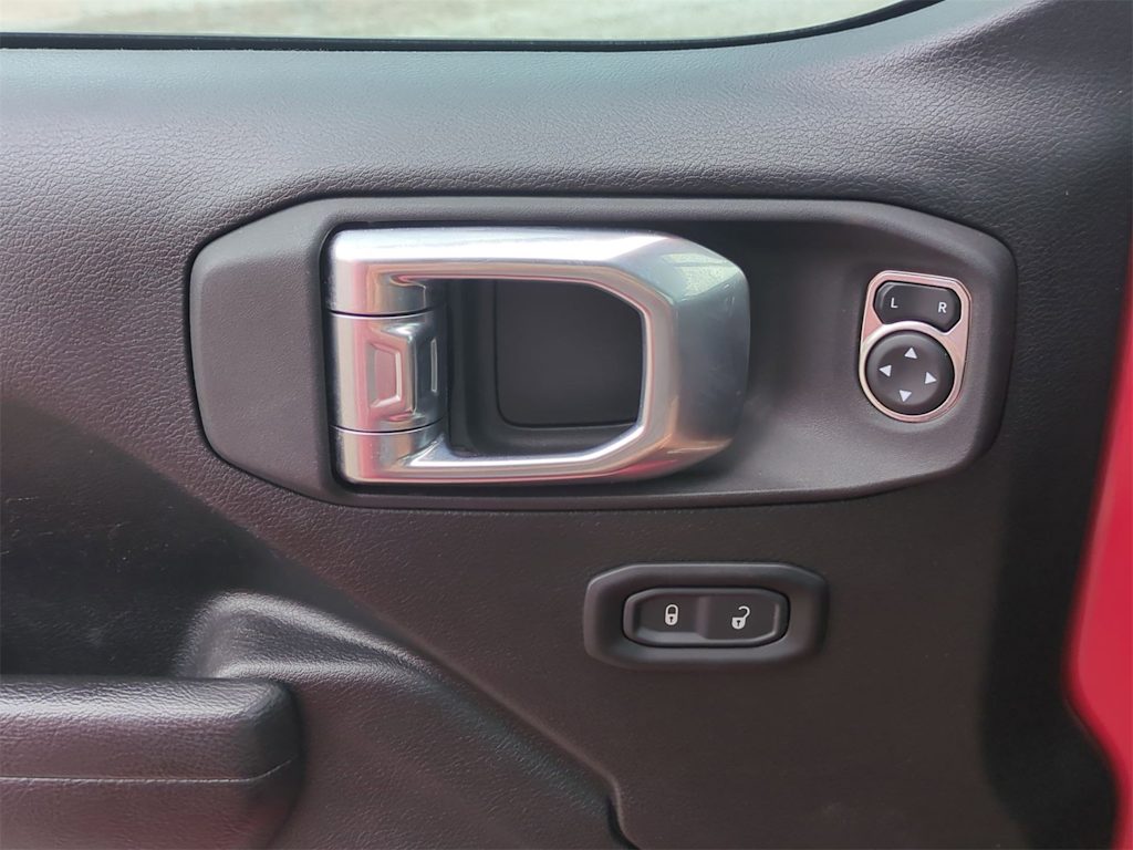 Thumbnail: 2022 Jeep Gladiator - 31